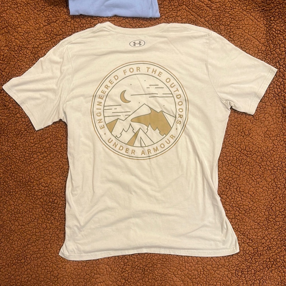 Men’s Under Armour tee XL